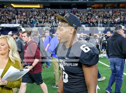Thumbnail 3 in Pottsboro vs. Grandview (UIL 3A Division 1 Final) photogallery.