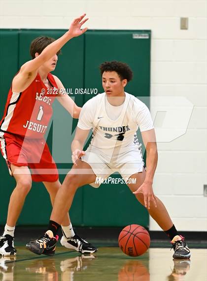 Thumbnail 2 in Regis Jesuit @ ThunderRidge photogallery.