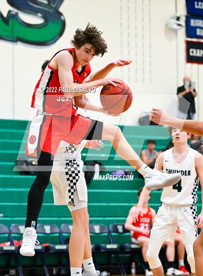 Thumbnail 2 in Regis Jesuit @ ThunderRidge photogallery.