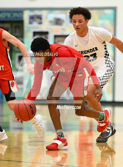 Thumbnail 3 in Regis Jesuit @ ThunderRidge photogallery.