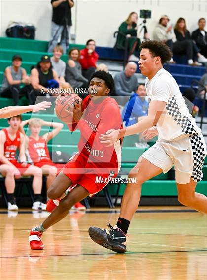 Thumbnail 2 in Regis Jesuit @ ThunderRidge photogallery.