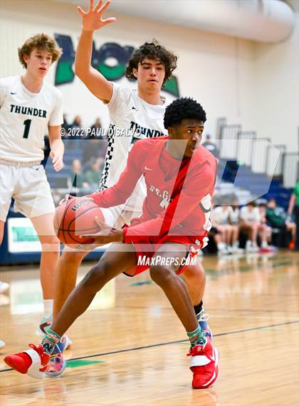 Thumbnail 1 in Regis Jesuit @ ThunderRidge photogallery.