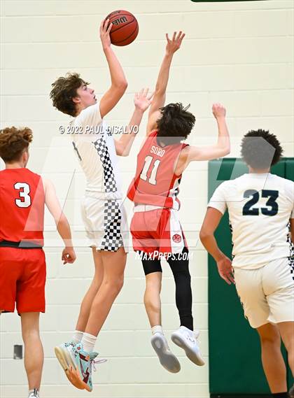 Thumbnail 2 in Regis Jesuit @ ThunderRidge photogallery.