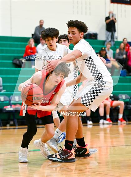 Thumbnail 1 in Regis Jesuit @ ThunderRidge photogallery.