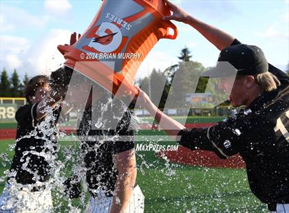 Thumbnail 1 in Sandy vs. Jesuit (OSAA 6A 2nd Round) photogallery.