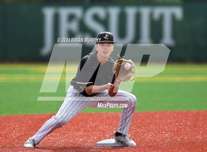 Thumbnail 3 in Sandy vs. Jesuit (OSAA 6A 2nd Round) photogallery.