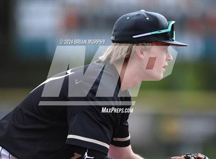 Thumbnail 1 in Sandy vs. Jesuit (OSAA 6A 2nd Round) photogallery.