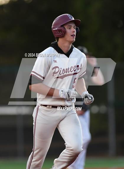 Thumbnail 2 in Sandy vs. Jesuit (OSAA 6A 2nd Round) photogallery.
