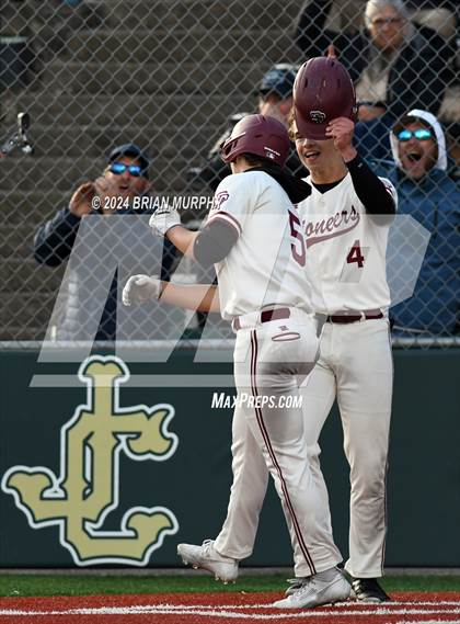 Thumbnail 3 in Sandy vs. Jesuit (OSAA 6A 2nd Round) photogallery.
