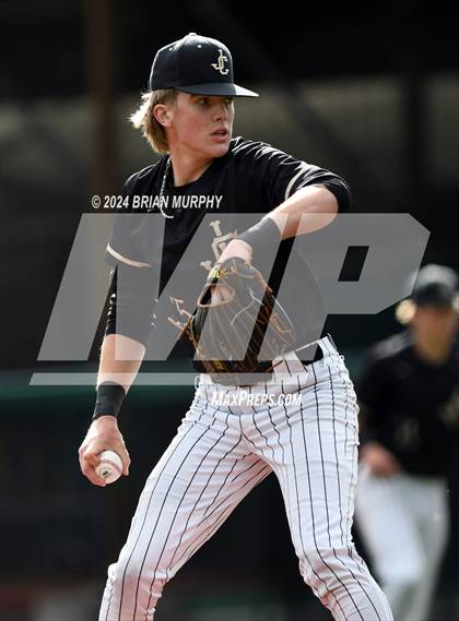 Thumbnail 3 in Sandy vs. Jesuit (OSAA 6A 2nd Round) photogallery.