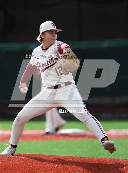 Thumbnail 1 in Sandy vs. Jesuit (OSAA 6A 2nd Round) photogallery.