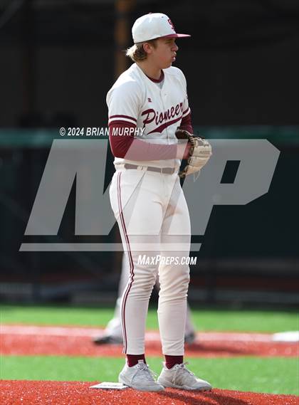 Thumbnail 3 in Sandy vs. Jesuit (OSAA 6A 2nd Round) photogallery.