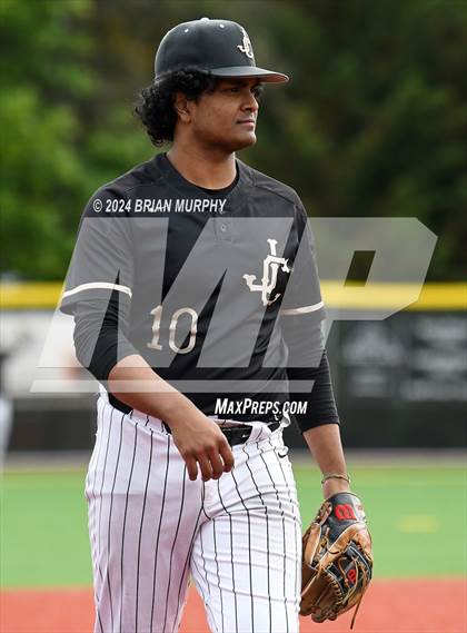 Thumbnail 1 in Sandy vs. Jesuit (OSAA 6A 2nd Round) photogallery.