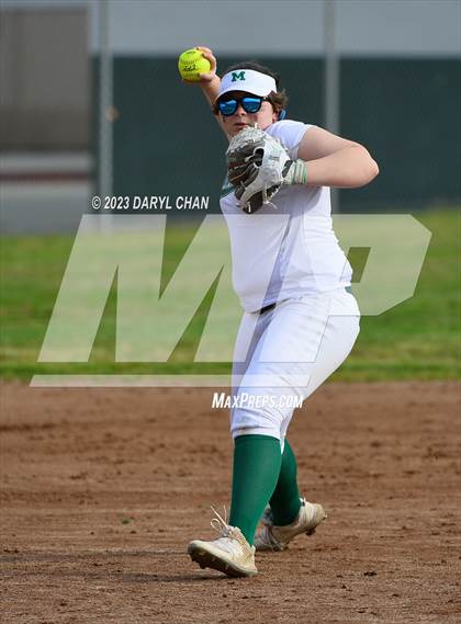 Thumbnail 2 in Burroughs @ Monrovia photogallery.