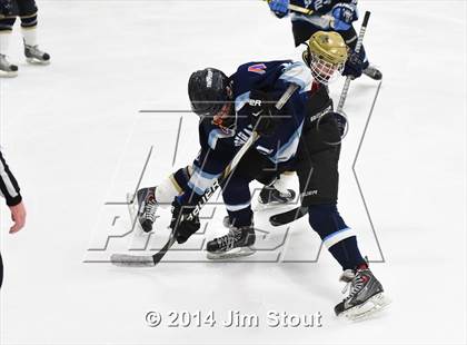 Thumbnail 3 in Seton Hall Prep vs. Notre Dame-Fairfield (Carrano Cup Consolation) photogallery.