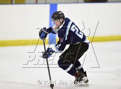 Thumbnail 2 in Seton Hall Prep vs. Notre Dame-Fairfield (Carrano Cup Consolation) photogallery.