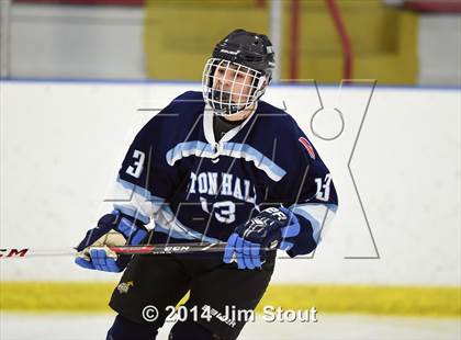 Thumbnail 2 in Seton Hall Prep vs. Notre Dame-Fairfield (Carrano Cup Consolation) photogallery.