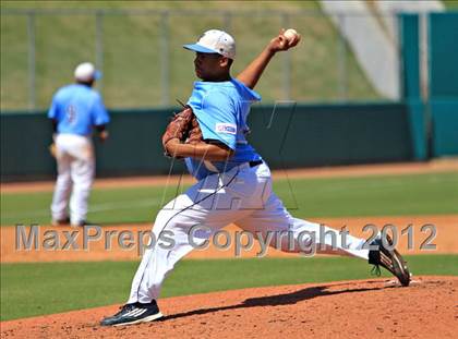 Thumbnail 1 in Mater Dei vs. Carroll (National High School Invitational) photogallery.