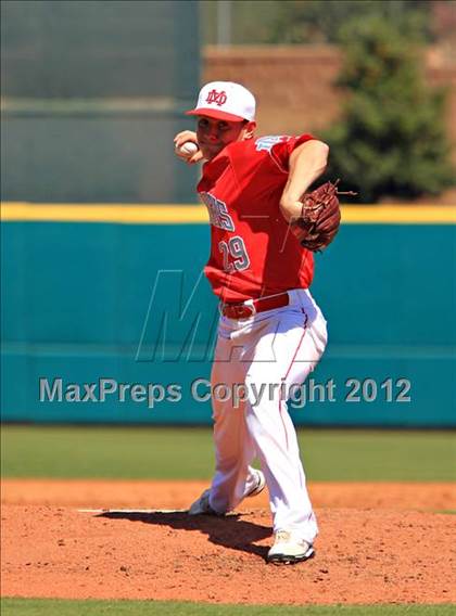 Thumbnail 2 in Mater Dei vs. Carroll (National High School Invitational) photogallery.