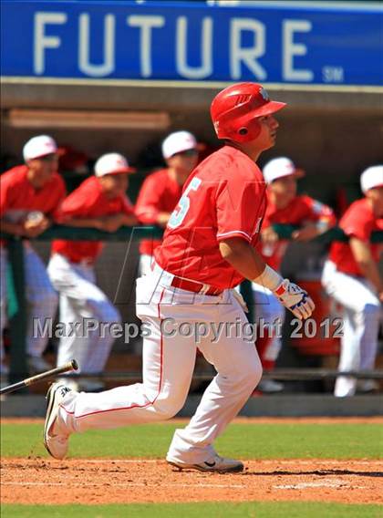 Thumbnail 2 in Mater Dei vs. Carroll (National High School Invitational) photogallery.
