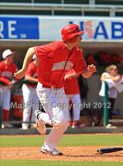 Thumbnail 1 in Mater Dei vs. Carroll (National High School Invitational) photogallery.