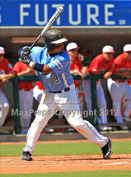 Thumbnail 2 in Mater Dei vs. Carroll (National High School Invitational) photogallery.