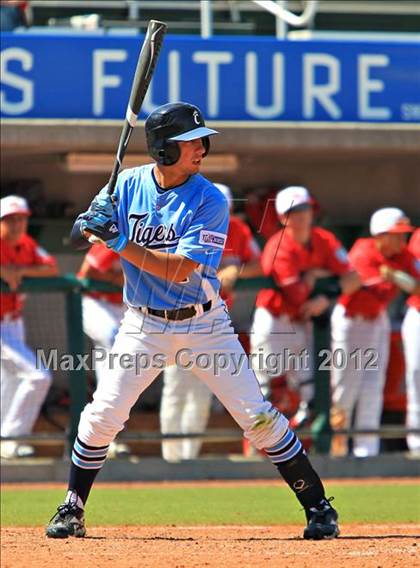 Thumbnail 3 in Mater Dei vs. Carroll (National High School Invitational) photogallery.