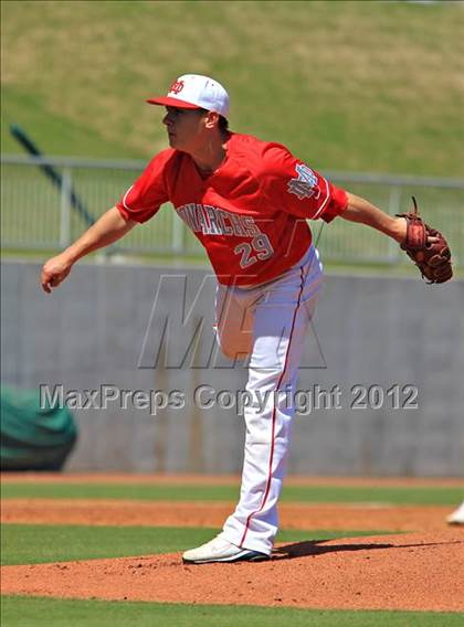 Thumbnail 3 in Mater Dei vs. Carroll (National High School Invitational) photogallery.
