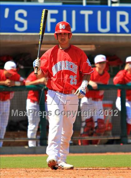Thumbnail 1 in Mater Dei vs. Carroll (National High School Invitational) photogallery.
