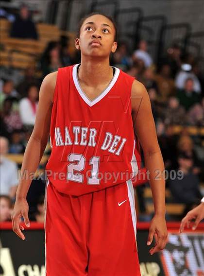 Thumbnail 2 in Cajon @ Mater Dei (Nike Extravaganza) photogallery.