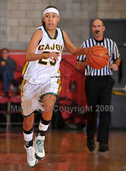 Thumbnail 3 in Cajon @ Mater Dei (Nike Extravaganza) photogallery.