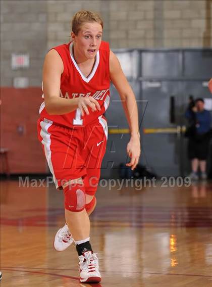 Thumbnail 1 in Cajon @ Mater Dei (Nike Extravaganza) photogallery.