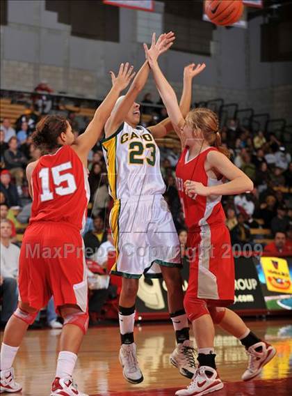 Thumbnail 2 in Cajon @ Mater Dei (Nike Extravaganza) photogallery.