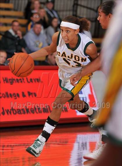 Thumbnail 1 in Cajon @ Mater Dei (Nike Extravaganza) photogallery.