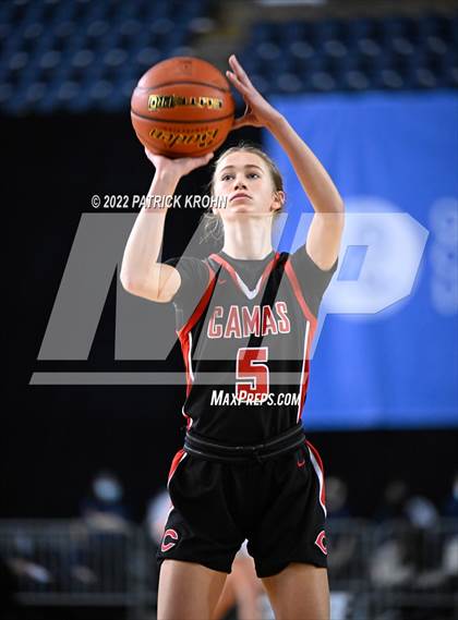 Thumbnail 2 in Camas vs. Bellarmine Prep (WIAA 4A Round 1 State Playoff)  photogallery.