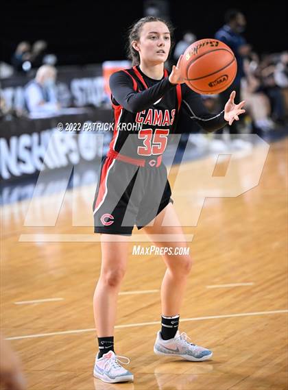 Thumbnail 3 in Camas vs. Bellarmine Prep (WIAA 4A Round 1 State Playoff)  photogallery.