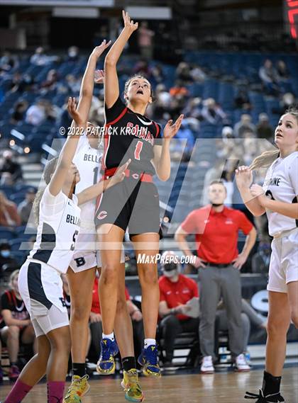 Thumbnail 2 in Camas vs. Bellarmine Prep (WIAA 4A Round 1 State Playoff)  photogallery.