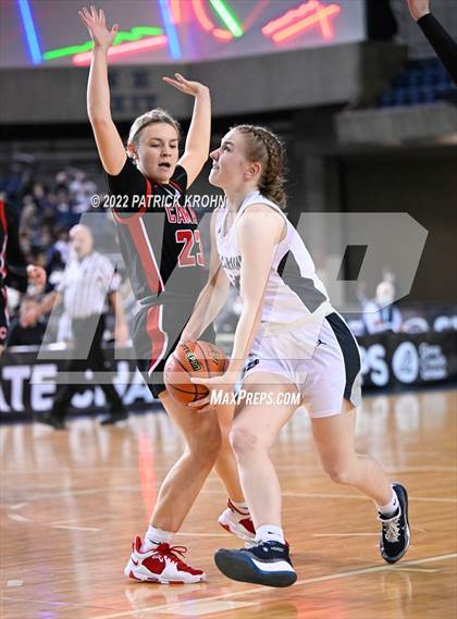 Thumbnail 1 in Camas vs. Bellarmine Prep (WIAA 4A Round 1 State Playoff)  photogallery.