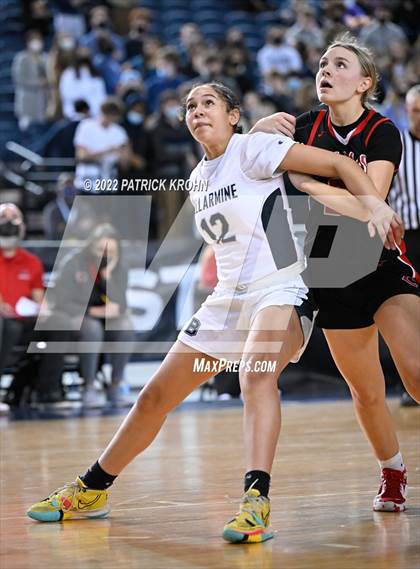 Thumbnail 2 in Camas vs. Bellarmine Prep (WIAA 4A Round 1 State Playoff)  photogallery.