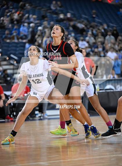 Thumbnail 1 in Camas vs. Bellarmine Prep (WIAA 4A Round 1 State Playoff)  photogallery.