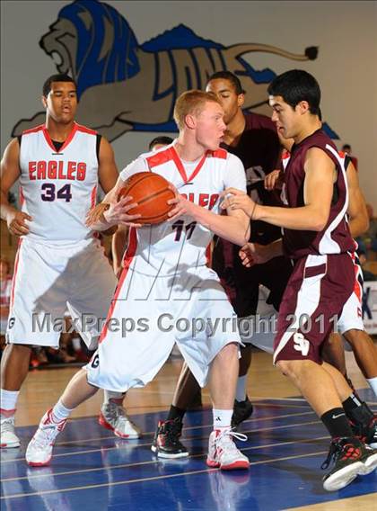 Thumbnail 2 in Pleasant Grove vs. Simi Valley (MaxPreps Holiday Classic) photogallery.