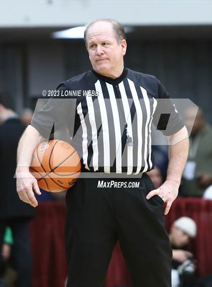 Thumbnail 3 in Paul VI vs. Roselle Catholic (Spalding Hoophall Classic) photogallery.