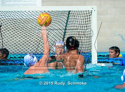 Thumbnail 2 in JSerra Catholic vs. Oaks Christian photogallery.