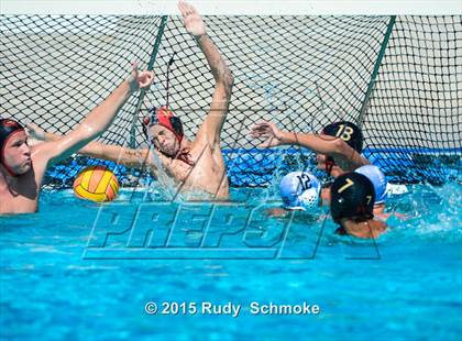 Thumbnail 2 in JSerra Catholic vs. Oaks Christian photogallery.