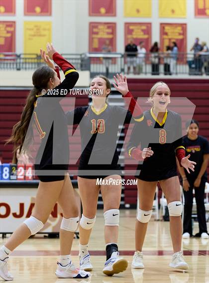 Thumbnail 2 in Pebblebrook @ Lassiter photogallery.