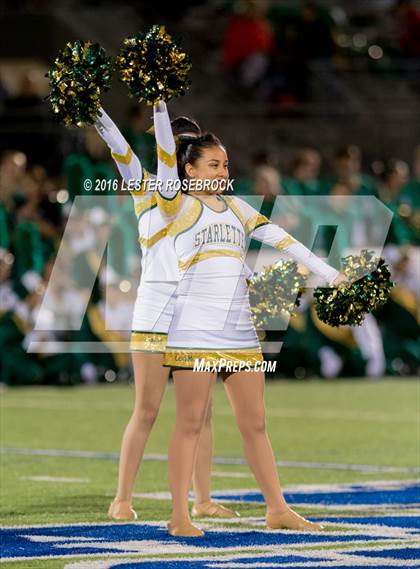 Thumbnail 1 in Crystal City vs. Cuero (UIL 4A Area Playoff) photogallery.