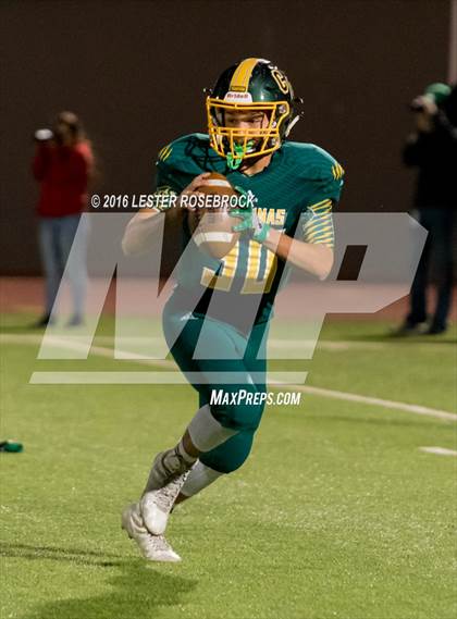 Thumbnail 3 in Crystal City vs. Cuero (UIL 4A Area Playoff) photogallery.