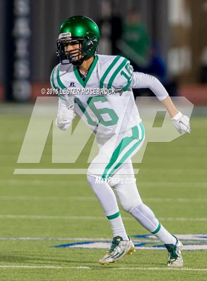Thumbnail 1 in Crystal City vs. Cuero (UIL 4A Area Playoff) photogallery.