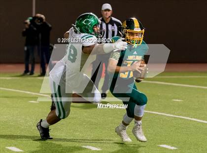 Thumbnail 1 in Crystal City vs. Cuero (UIL 4A Area Playoff) photogallery.