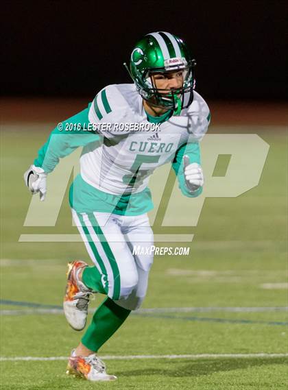 Thumbnail 2 in Crystal City vs. Cuero (UIL 4A Area Playoff) photogallery.
